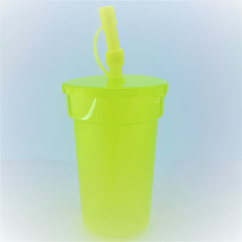 Plastic Cups with Straw S-00075