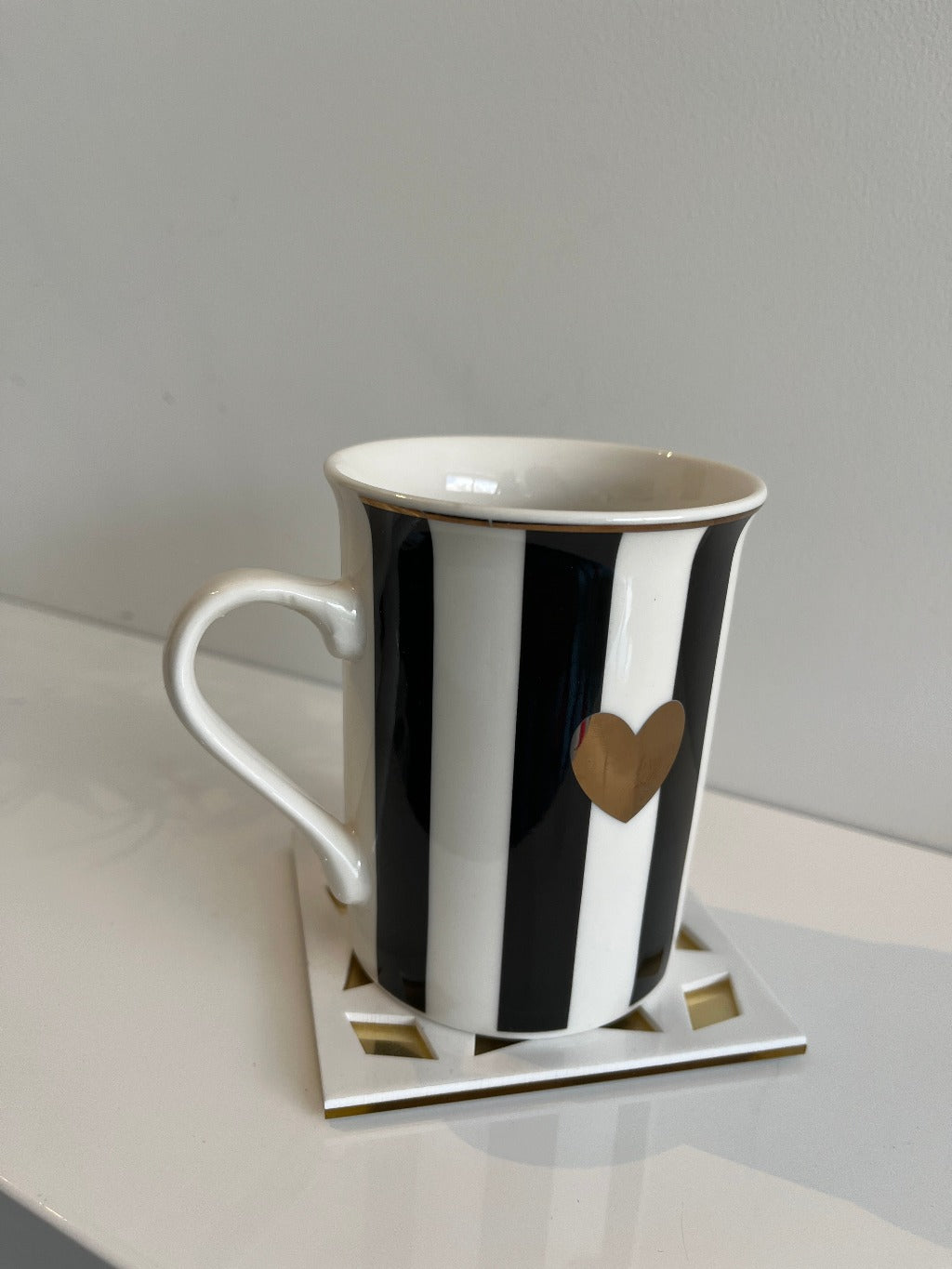 Gold Heart Striped Mug